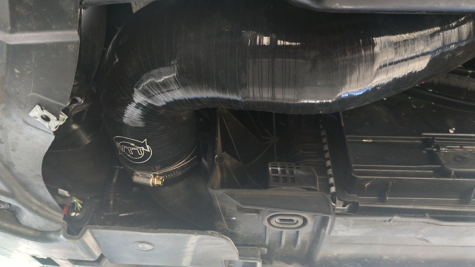 VTT 8V RS3/8S TTRS Silicone Charge pipes - Image 4