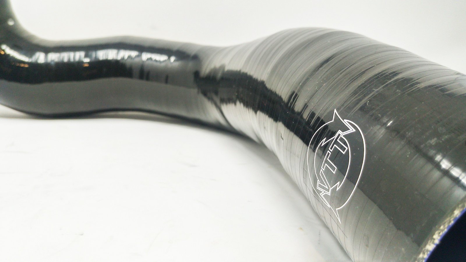 VTT 8V RS3/8S TTRS Silicone Charge pipes - Image 10