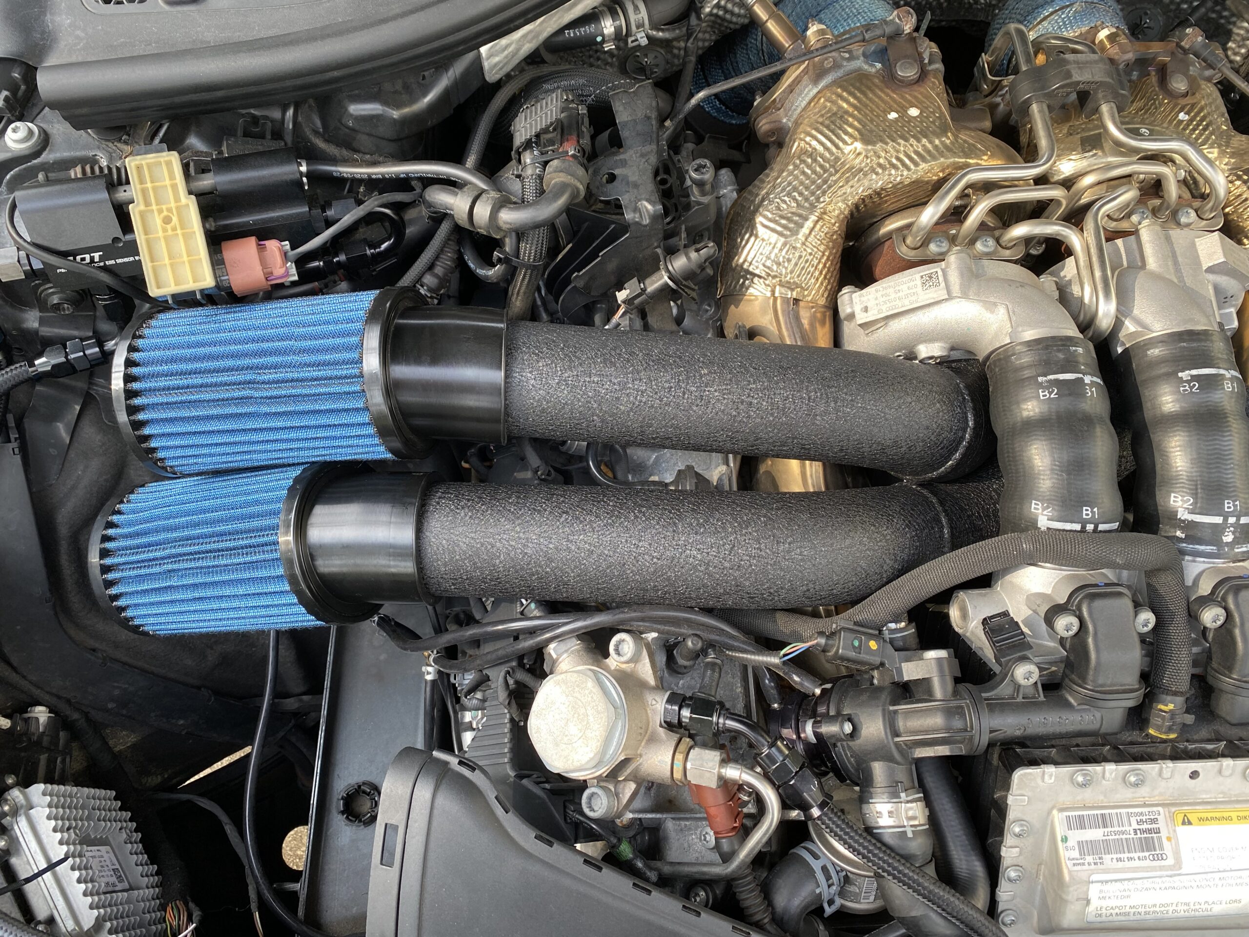 VTT 2.5" Billet Audi 4.0T Intakes - Image 9