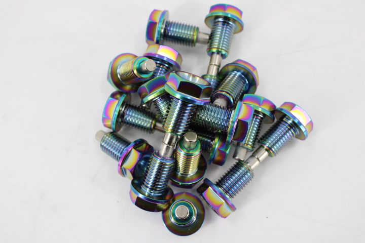 VTT Burnt Titanium Magnetic Oil Drain Plugs M12x1.5 - Image 2