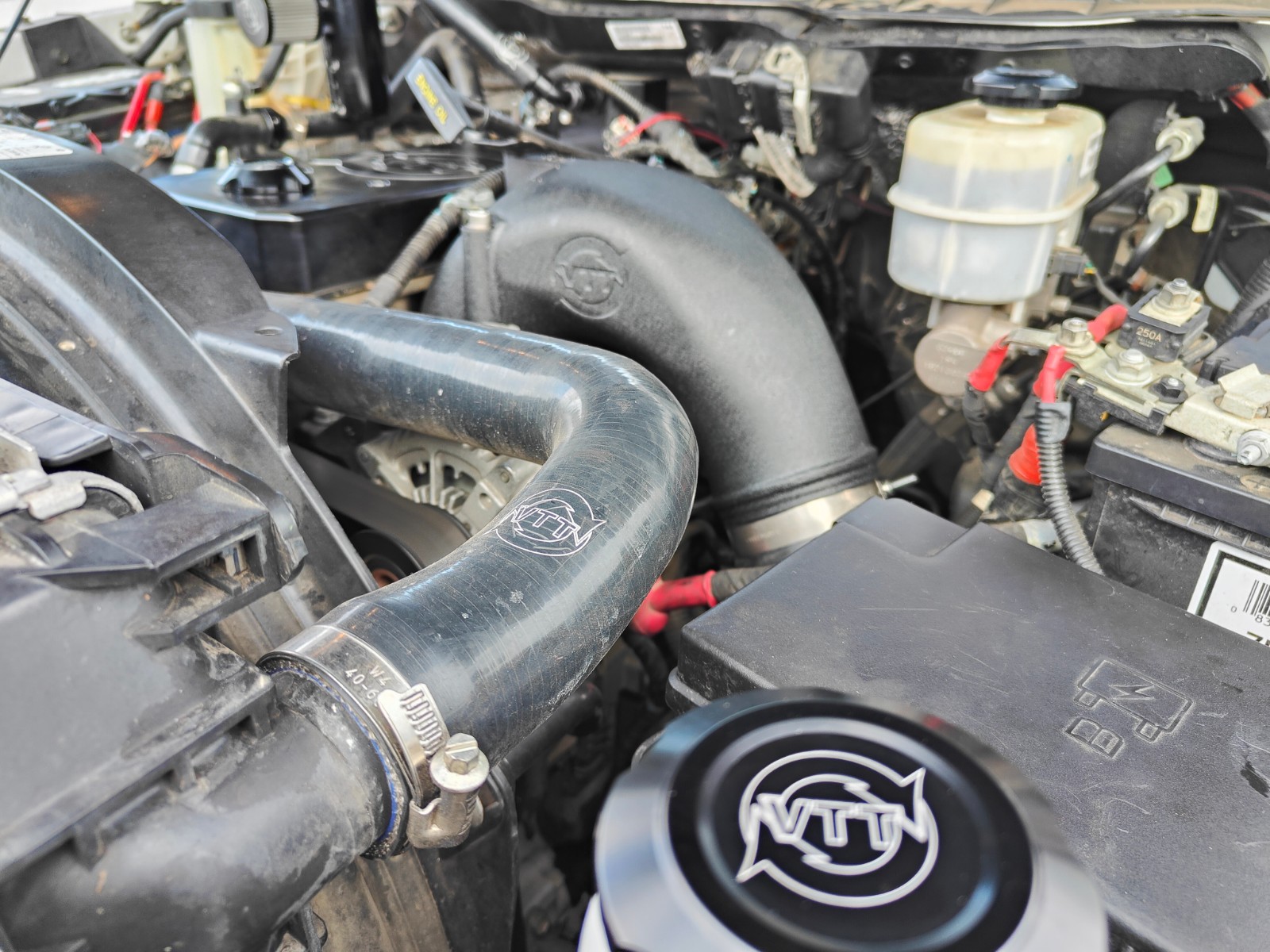 VTT 2010-2018 (Single Rad) 6.7 Cummins 7-Ply Silicone Upper Radiator Hose - Image 10