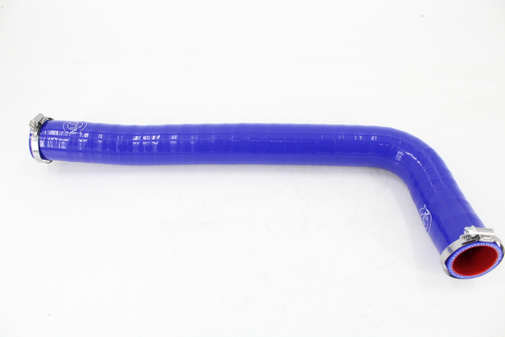 VTT 2010-2018 (Single Rad) 6.7 Cummins 7-Ply Silicone Upper Radiator Hose - Image 3