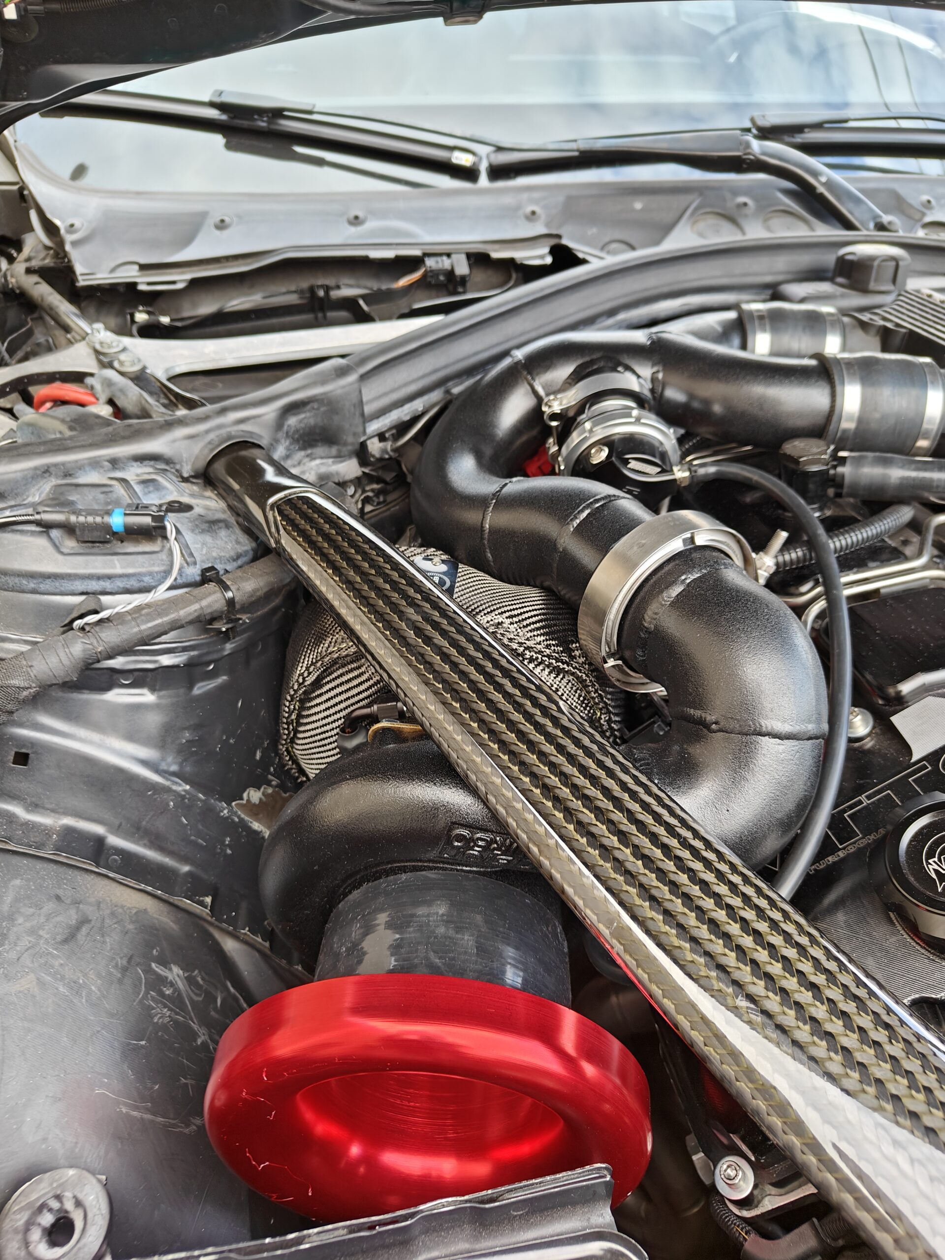 VTT-FAB S55 Factory Control EWG Top Mount Single Turbo kit - Image 25